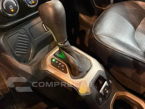 Renegade 1.8 16V Flex 4P Automático