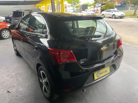 Onix Hatch 1.4 4P FLEX LTZ AUTOMÁTICO