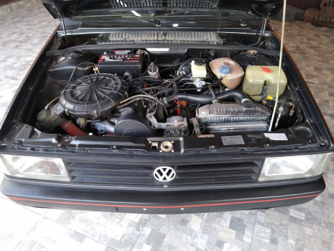 Volkswagen VOYAGE 1.8 GLS 8V 2 portas