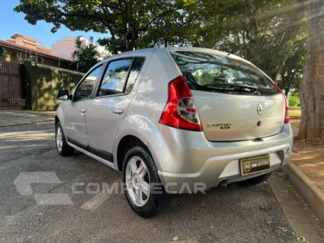 SANDERO - 1.6 PRIVILÉGE 8V 4P MANUAL