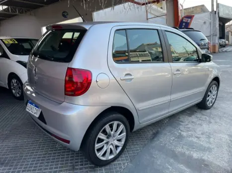 FOX - 1.6 MI 8V 4P MANUAL