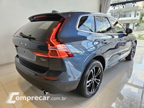 XC60 2.0 D5 Momentum AWD Geartronic