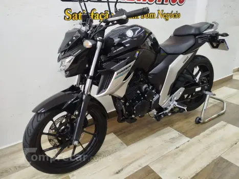 Fazer FZ25