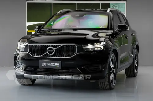 XC40 2.0 T5 Momentum AWD Geartronic