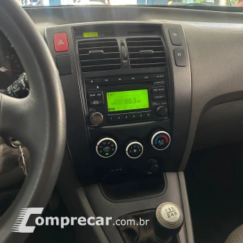 TUCSON 2.0 MPFI GLS 16V 143cv 2WD