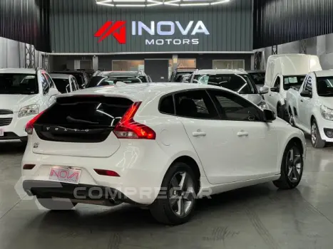 V40 - 2.0 T4 DYNAMIC TURBO 4P AUTOMÁTICO