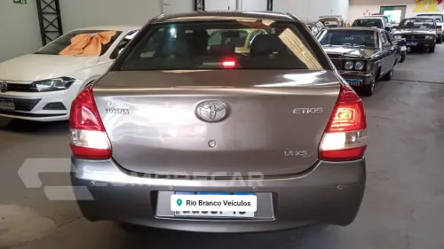 ETIOS 1.5 XS Sedan 16V