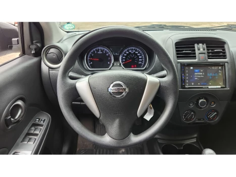 VERSA 1.6 16V FLEX V-DRIVE MANUAL