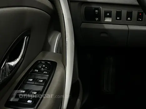 FLUENCE 2.0 PRIVILÉGE 16V FLEX 4P AUTOMÁTICO