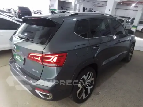 TAOS 1.4 250 TSI TOTAL FLEX HIGHLINE AUTOMÁTICO