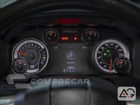 CLASSIC 5.7 V8 Laramie Night Edition CD 4X4