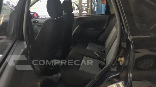 FIESTA 1.6 MPI Class Sedan 8V