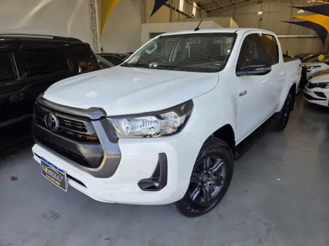 HILUX 2.8 D-4D TURBO DIESEL CD SR 4X4 AUTOMÁTICO