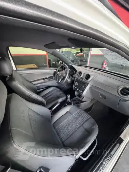 Saveiro 1.6 CABINE ESTENDIDA FLEX