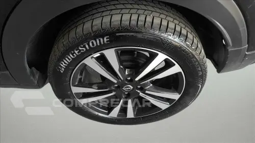 KICKS PLAY 1.6 16V FLEXSTART SENSE XTRONIC