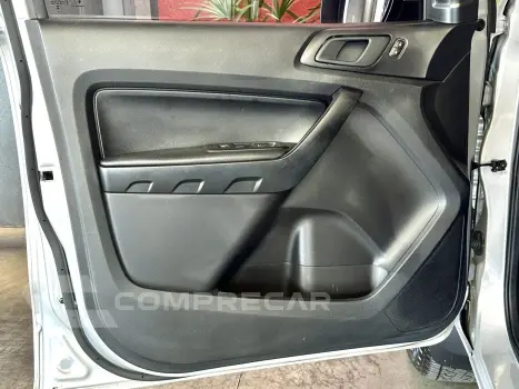 RANGER 2.2 XLS 4X4 CD 16V DIESEL 4P AUTOMÁTICO