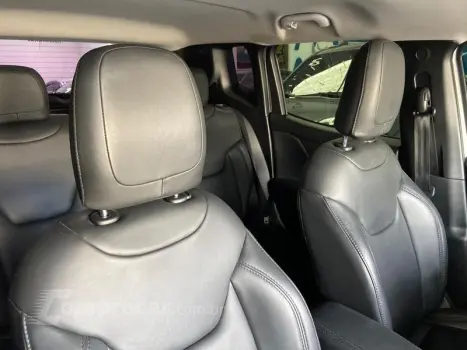 RENEGADE 1.8 4X2 FLEX 16V AUT.