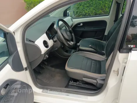 CROSS UP 1.0 TSI 12V