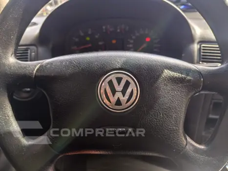 GOLF 2.0 MI 8V GASOLINA 4P AUTOMÁTICO