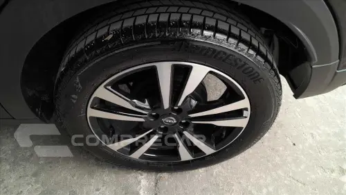 KICKS PLAY 1.6 16V FLEXSTART SENSE XTRONIC