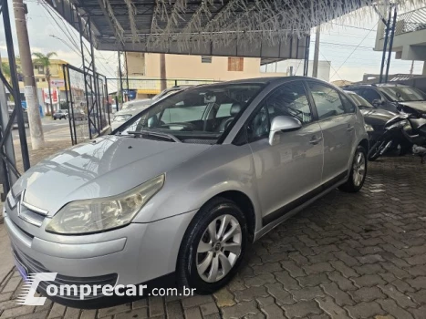 CITROEN C4 - 2.0 GLX 16V 4P AUTOMÁTICO 4 portas