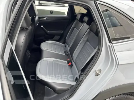 Nivus Highline 1.0 200 TSI Flex Aut.