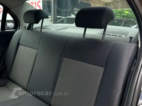 VOYAGE 1.0 12V MPI Totalflex