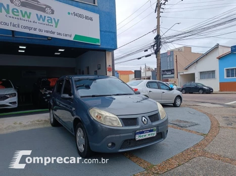 Renault SANDERO 4 portas