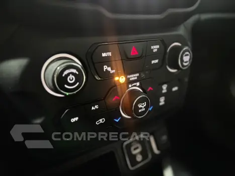 RENEGADE 1.8 16V FLEX LONGITUDE 4P AUTOMÁTICO