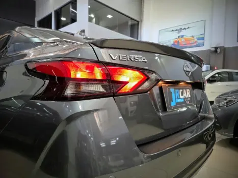 VERSA EXCLUSIVE 1.6 16V FLEX AUTOMATICO
