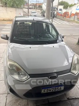 FORD FIESTA 1.6 MPI Class 8V 4 portas