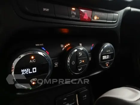 RENEGADE - 1.8 16V LONGITUDE 4P AUTOMÁTICO