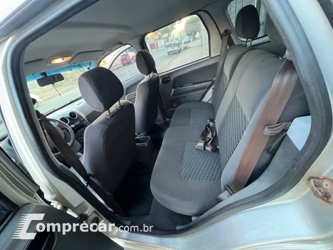 ECOSPORT 1.6 XLS 8V