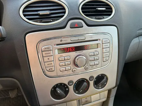 Focus Sedan 2.0 16V/2.0 16V Flex 4p