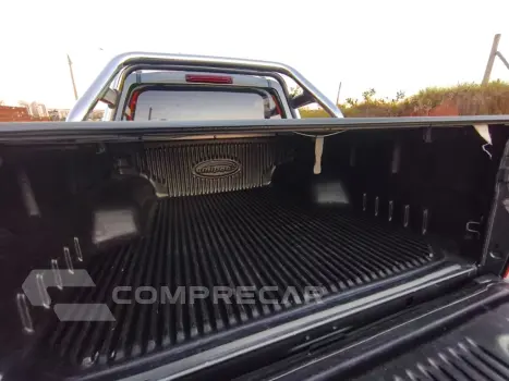 S10 2.4 MPFI LS 4X2 CD 8V FLEX 4P MANUAL