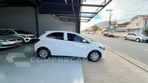 ONIX HATCH LT 1.0 8V FlexPower 5p Mec.