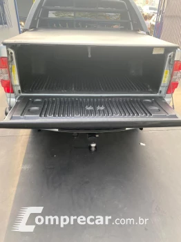 S10 2.4 MPFI Executive 4X2 CD 8V