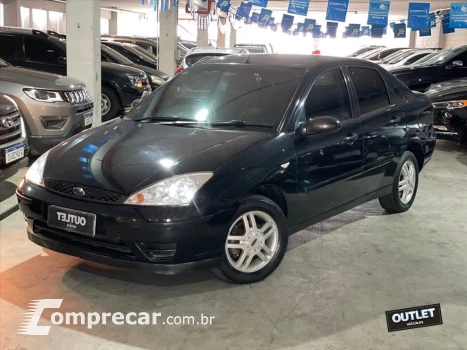 FORD FOCUS 2.0 FC 16V GASOLINA 4P AUTOMÁTICO 4 portas
