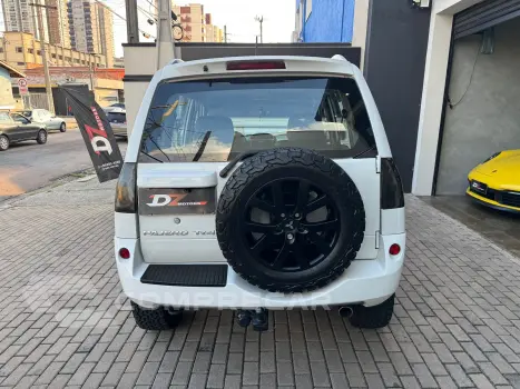 Pajero TR4 2.0 Flex 16V 4X2 Aut.