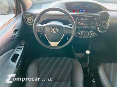 ETIOS 1.5 XS Sedan 16V