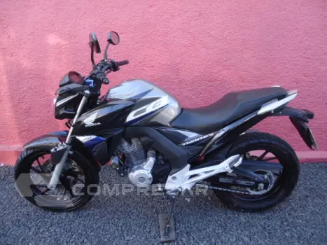 CB 250F Twister