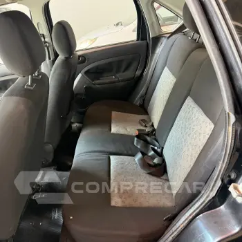 FIESTA 1.0 MPI Sedan 8V