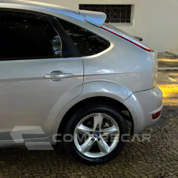 FOCUS 1.6 SE Hatch 16V