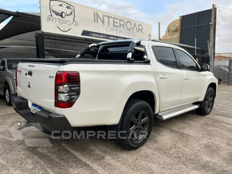 L200 TRITON 2.4 16V Turbo Sport GLX CD 4X4