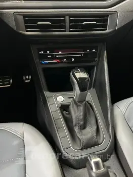 NIVUS HIGHLINE 1.0 200 TSI FLEX AUT.