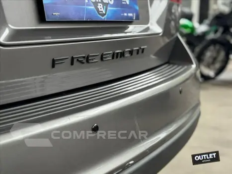 FREEMONT 2.4 EMOTION 16V GASOLINA 4P AUTOMÁTICO