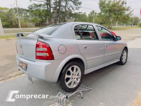 ASTRA 2.0 MPFI Advantage 8V