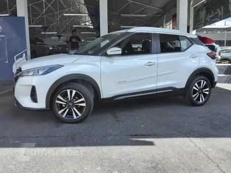 NISSAN KICKS 1.6 16V FLEXSTART ADVANCE XTRONIC 4 portas