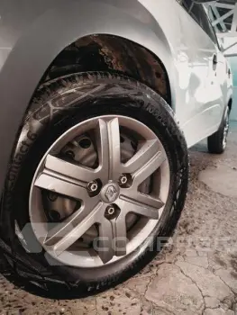 KWID 1.0 12V SCE ZEN MANUAL