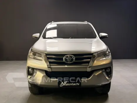 HILUX SW4 2.7 SRV 7 LUGARES 4X2 16V FLEX 4P AUTOMÁTICO